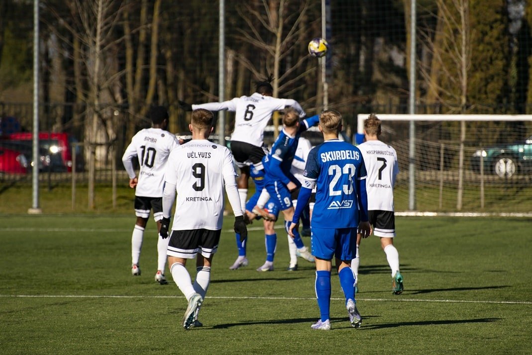 Moussa Dembélé Completes Acquisition